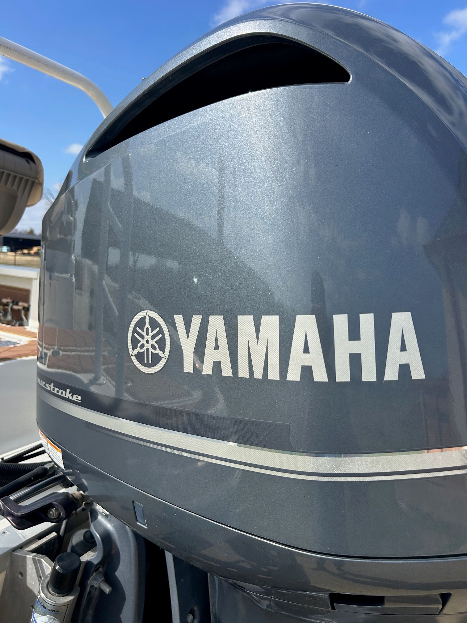 2019 NauticStar 251 Hybrid - 8