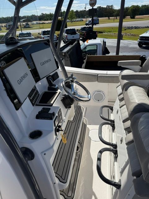 2017 Sea Fox 328 Commander - 24