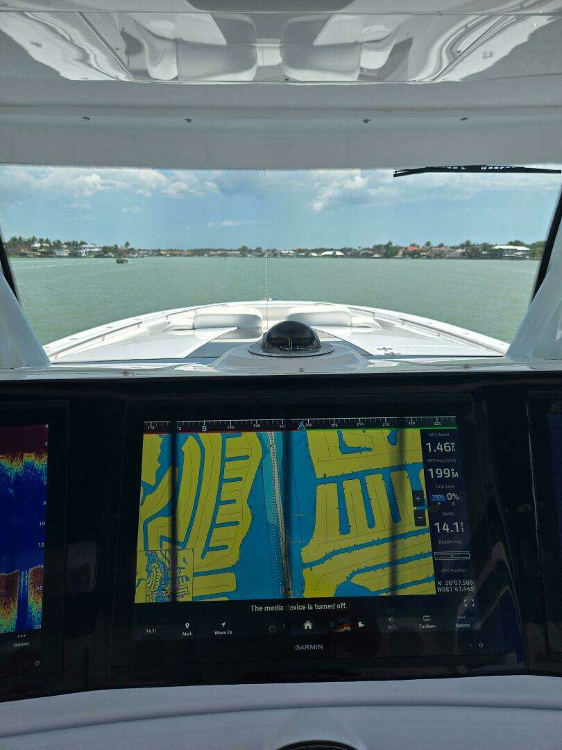 2024 HCB 65 Estrella - Image 23