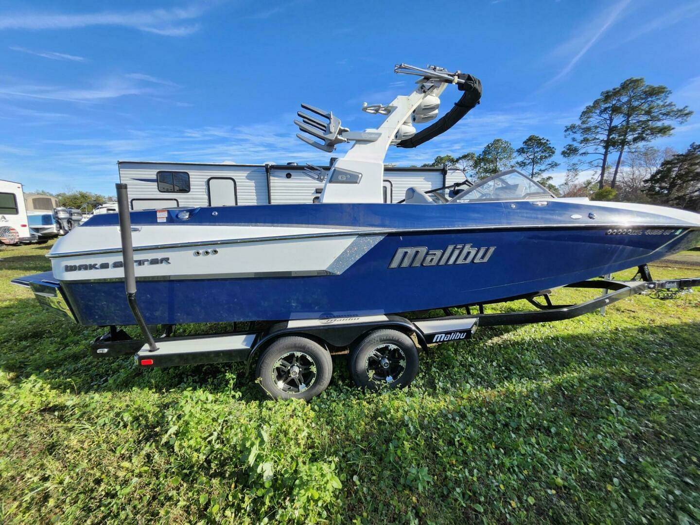 2018 Malibu Wakesetter 24 MXZ - Image 5