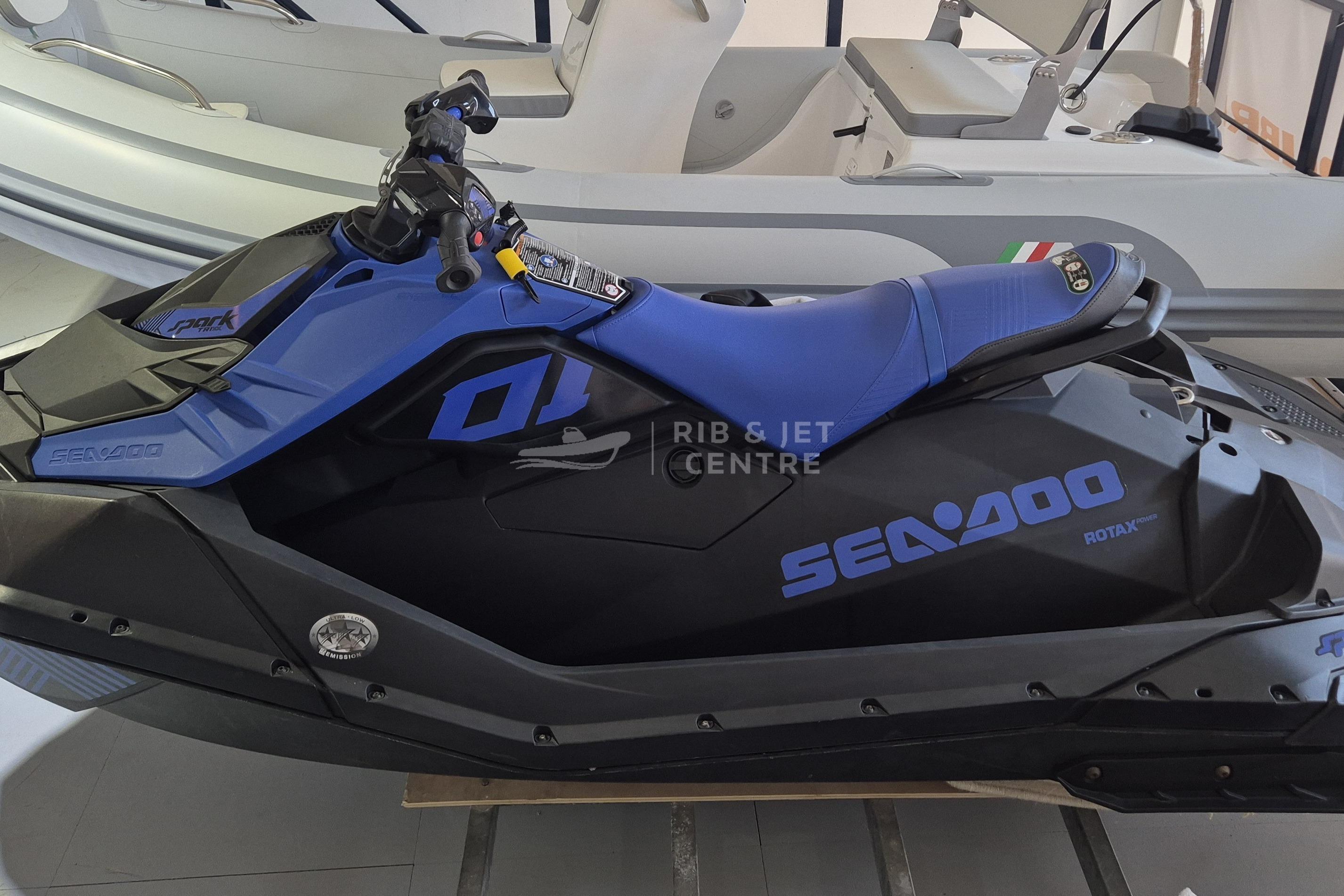 2023 Sea-Doo Spark Trixx 2up
