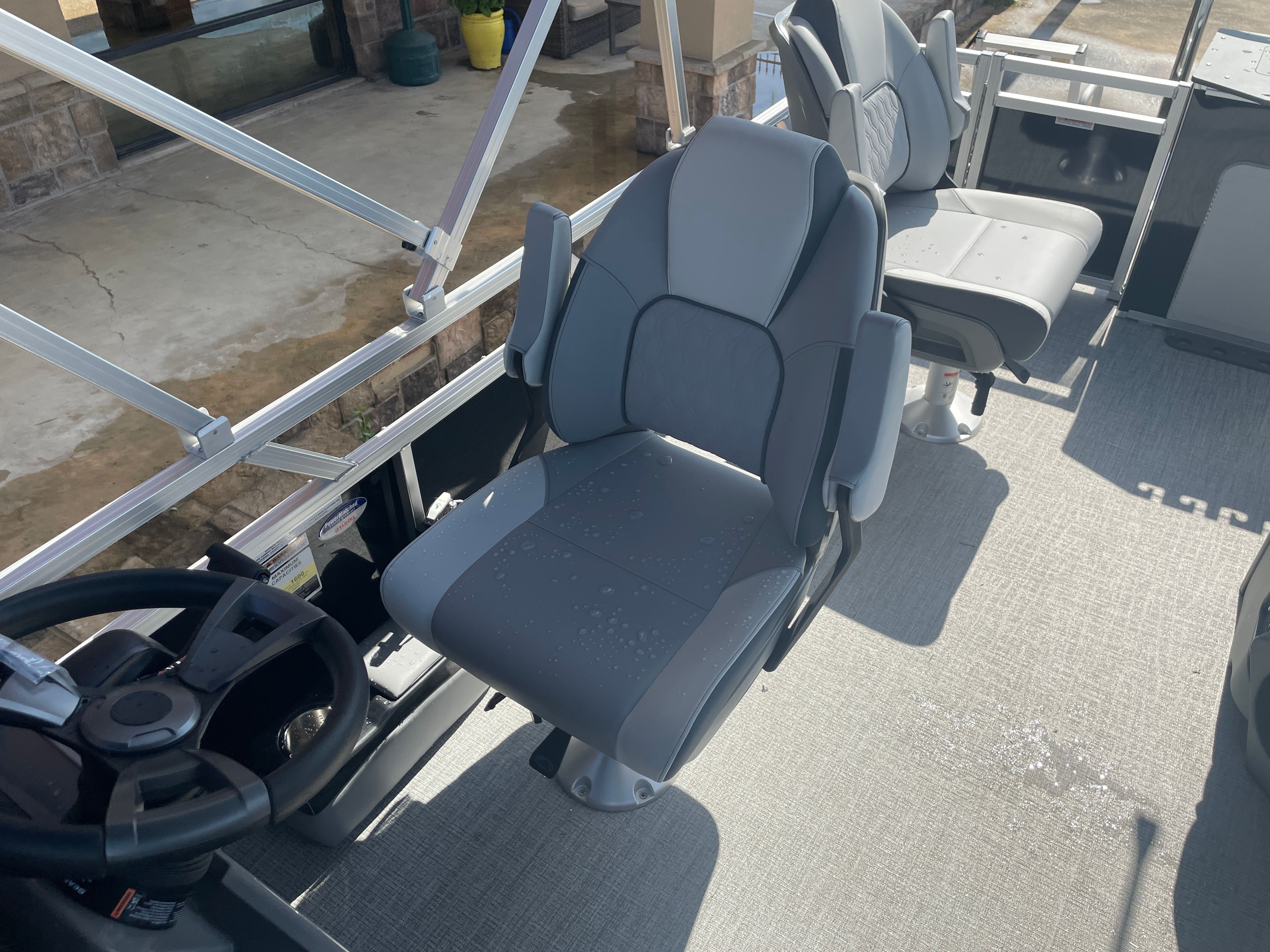 2025 Avalon Venture Fish N Cruise - 23' - 16