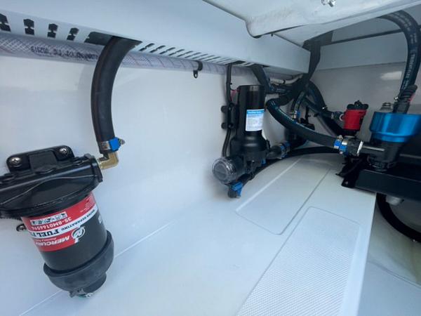 2026 Mag Bay 43 Center Console - 79