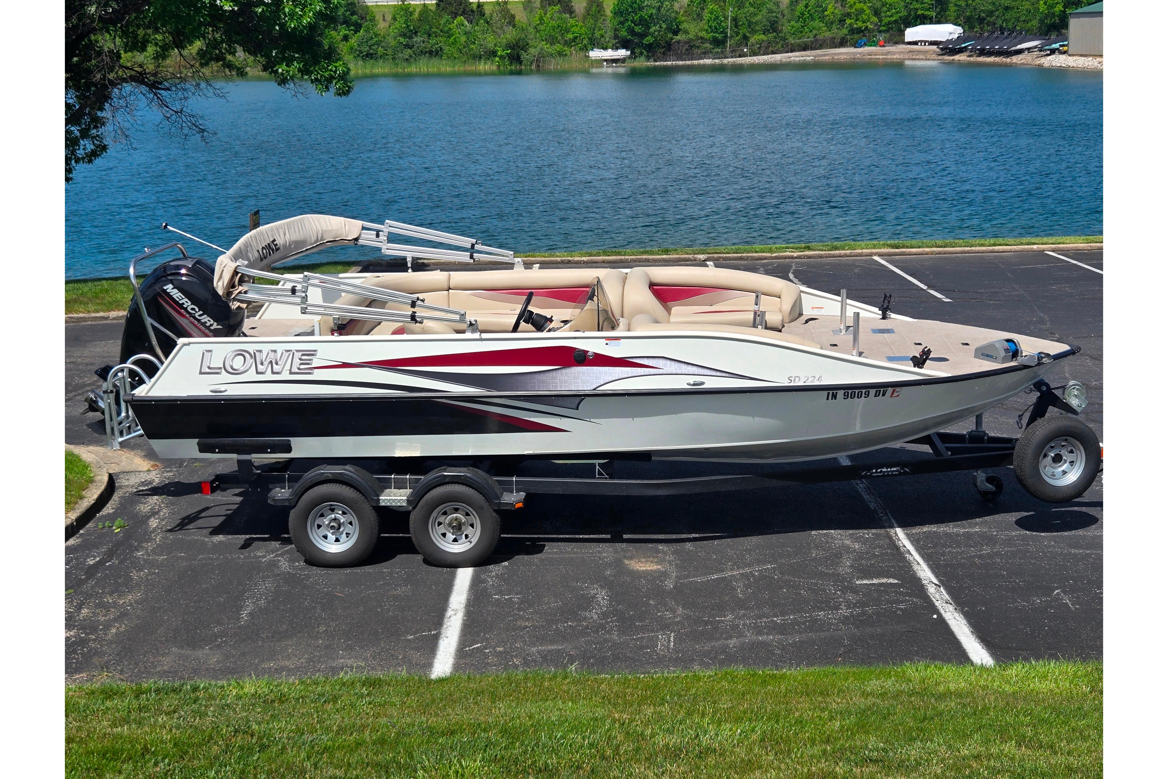 2015 Lowe Sport Deck 224