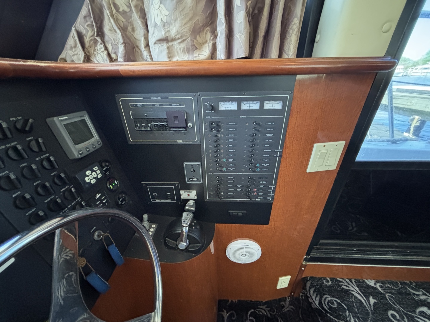 2007 Bluewater 5200 - Image 41