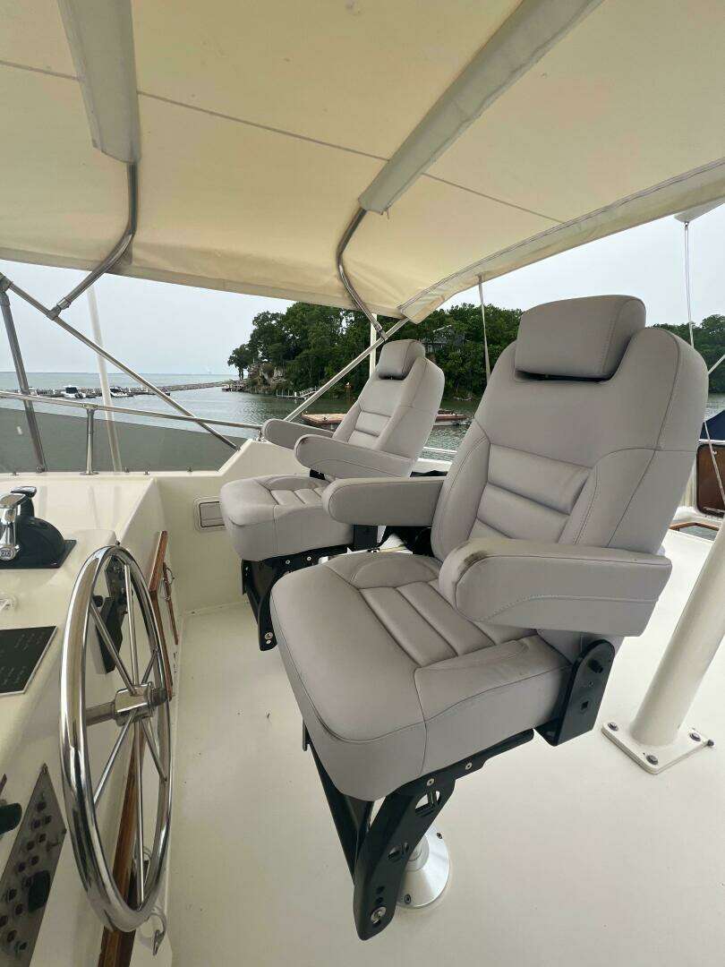 1984 Hatteras 61 CPMY - Image 34