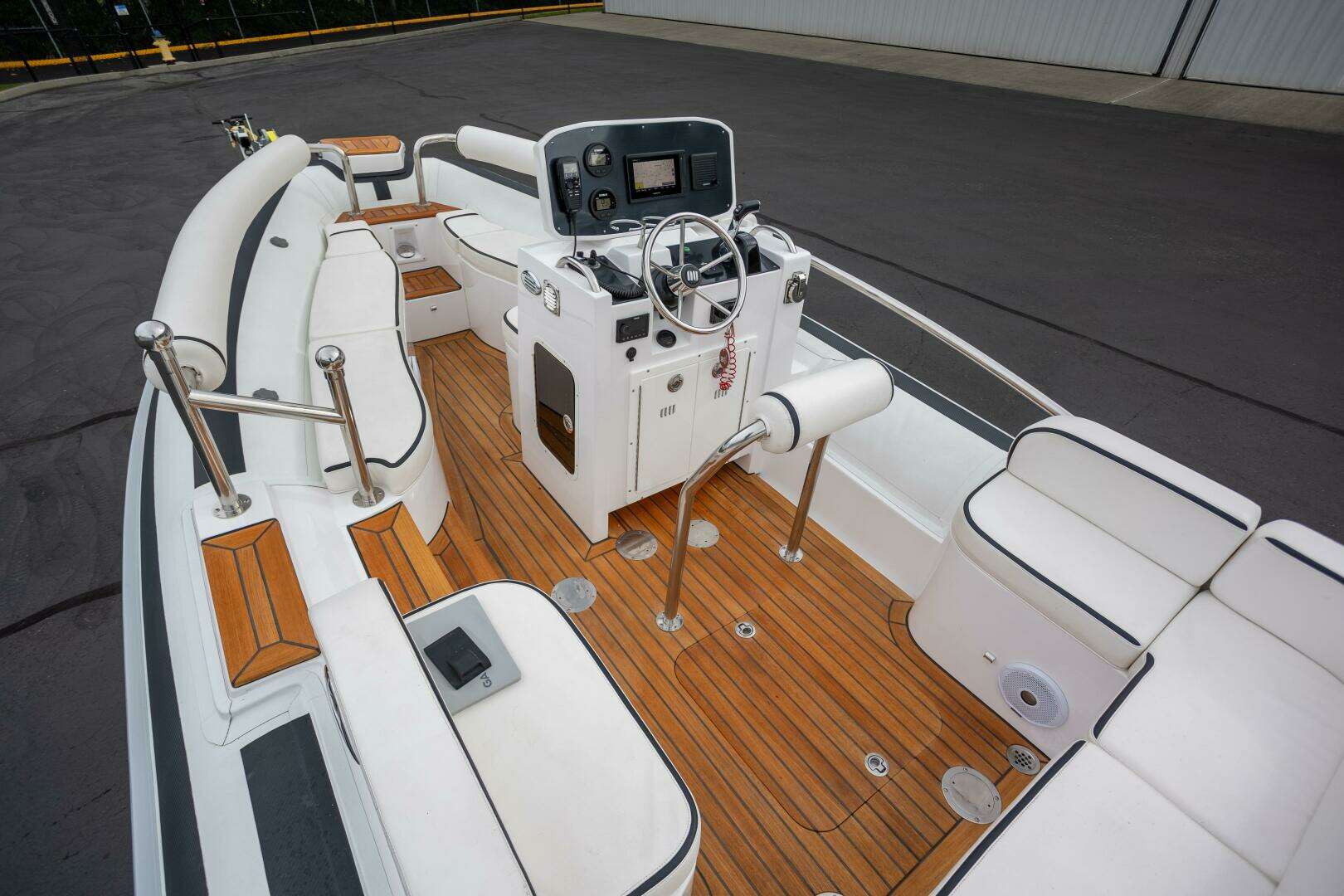 2020 Novurania 600 LX - Image 9
