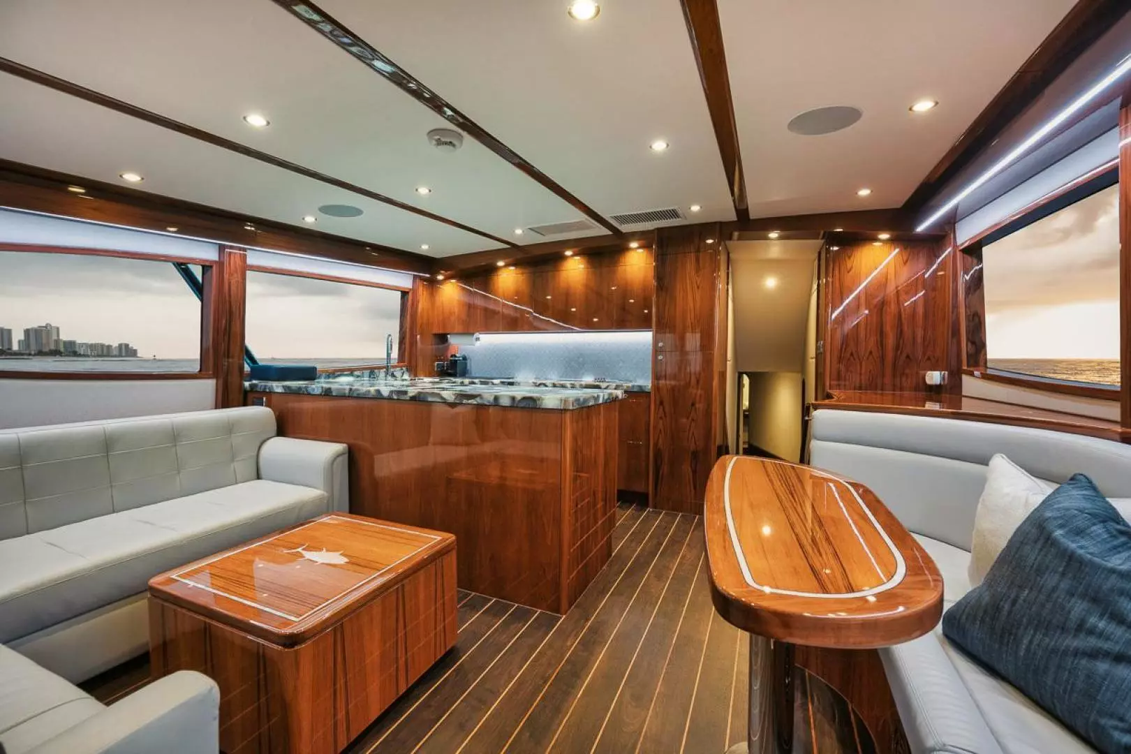 2020 Hatteras Convertible GT59 - Image 2