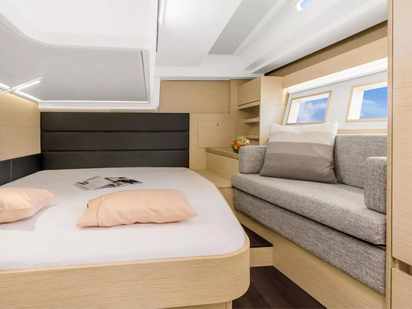 2025 Hanse 548 - Image 23