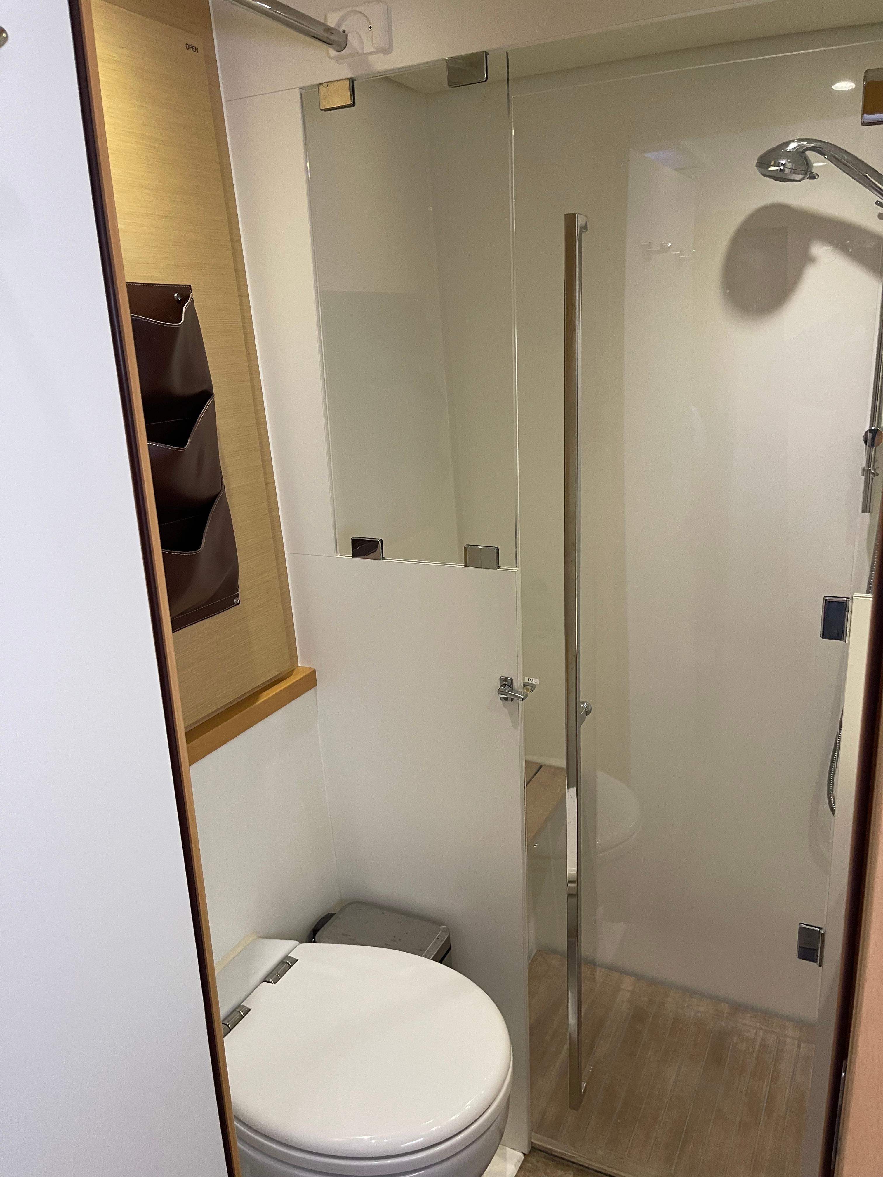 Bathroom in Lagoon 620 catamaran, year 2014.