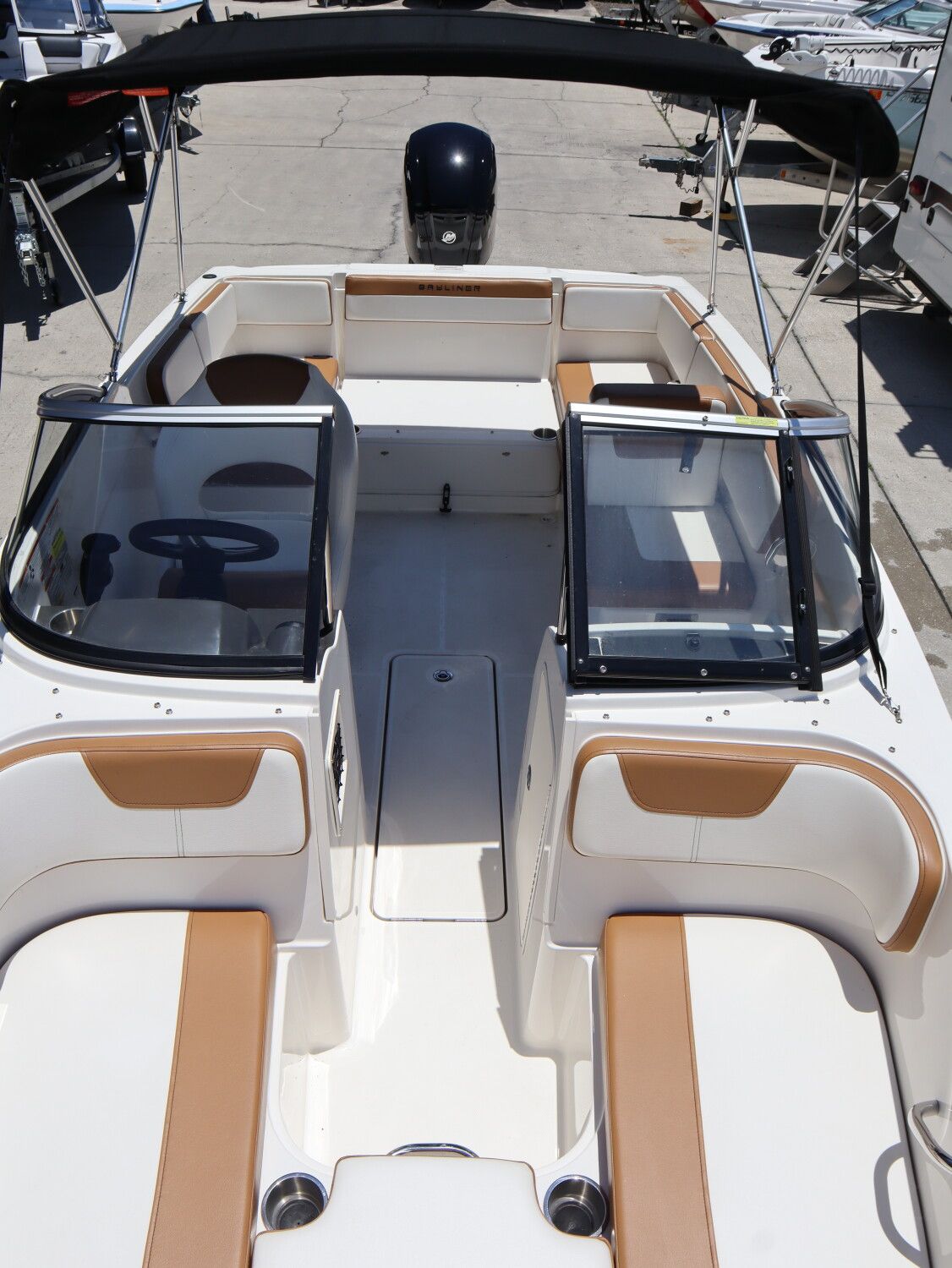 2021 Bayliner VR4 Bowrider Outboard - 18