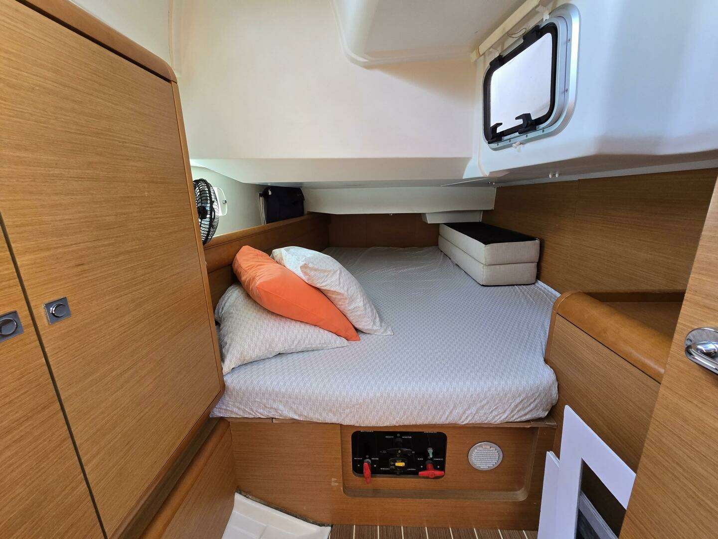 2013 Jeanneau Sun Odyssey 409 - Image 17