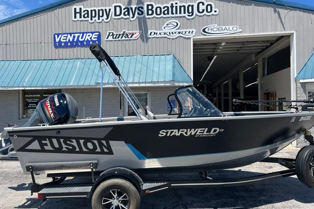 Starweld Fusion 18 DC boat, 2023 model, at Happy Days Boating Co. dealership.