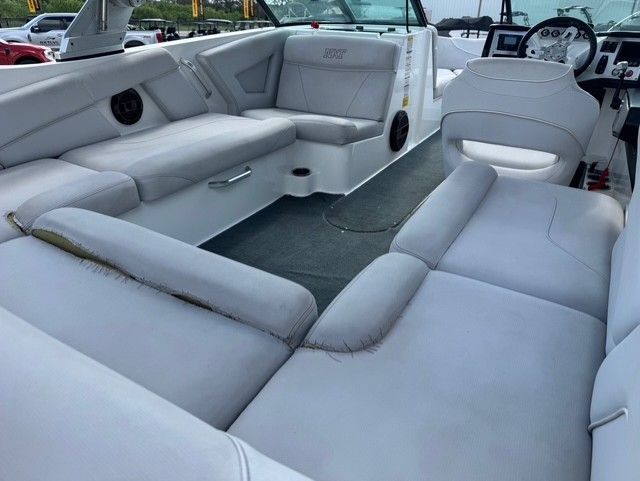 2019 MasterCraft NXT22 - 16
