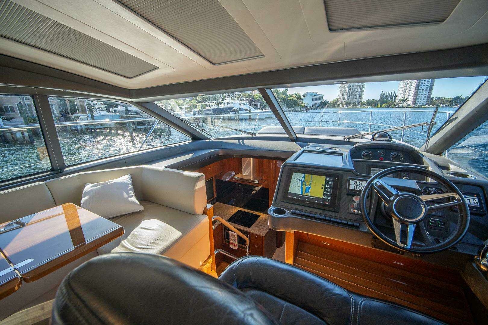 2016 Princess V48 - Image 16