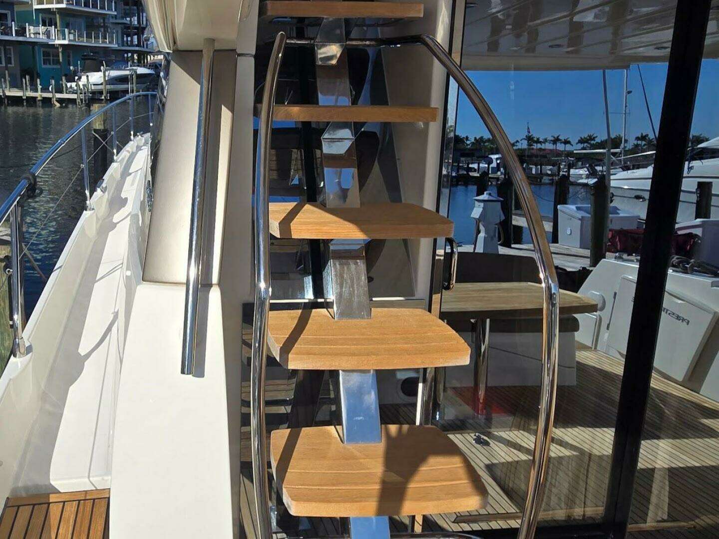 2013 Prestige 500 - Image 36