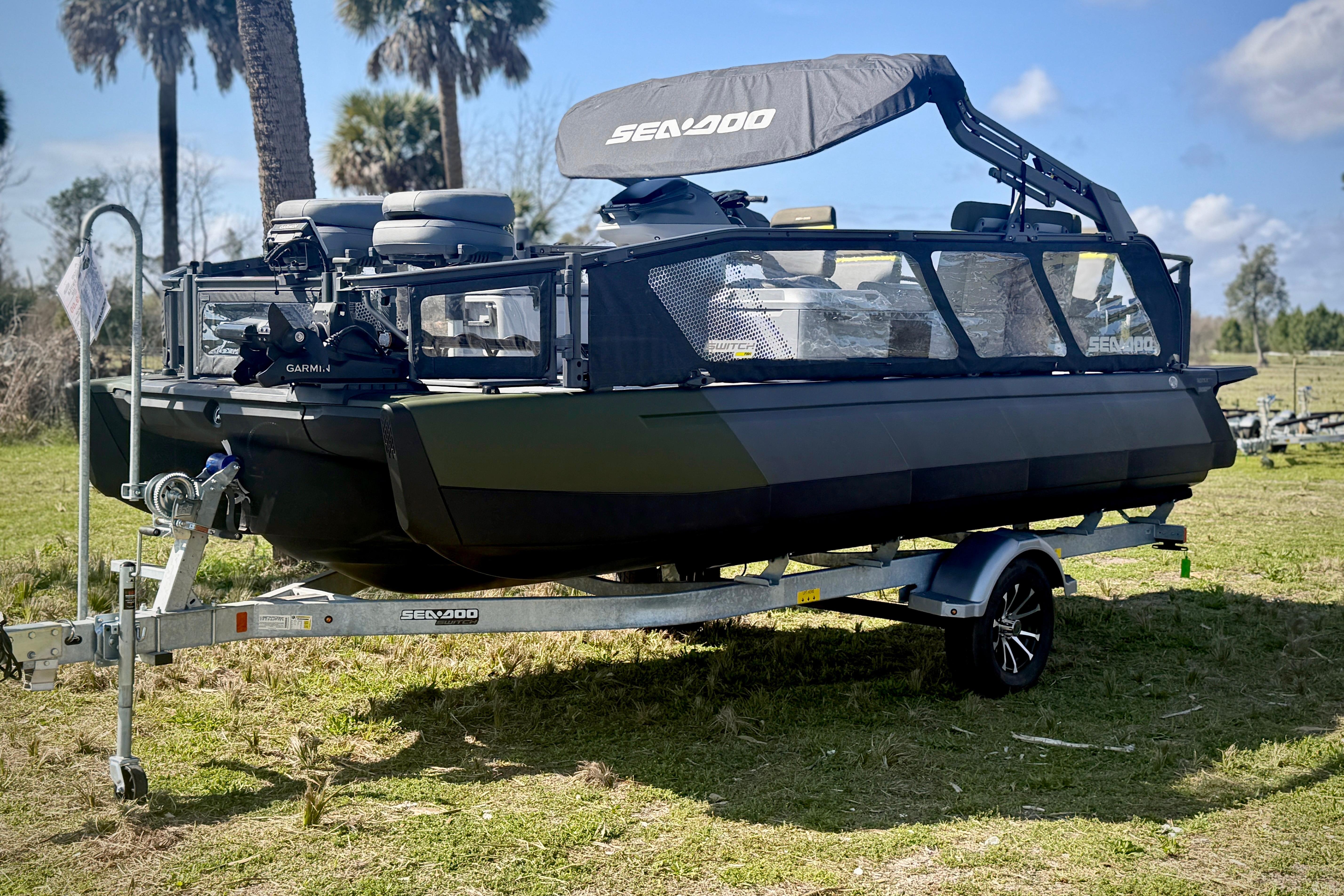 2026 Sea-Doo Switch Fish 21