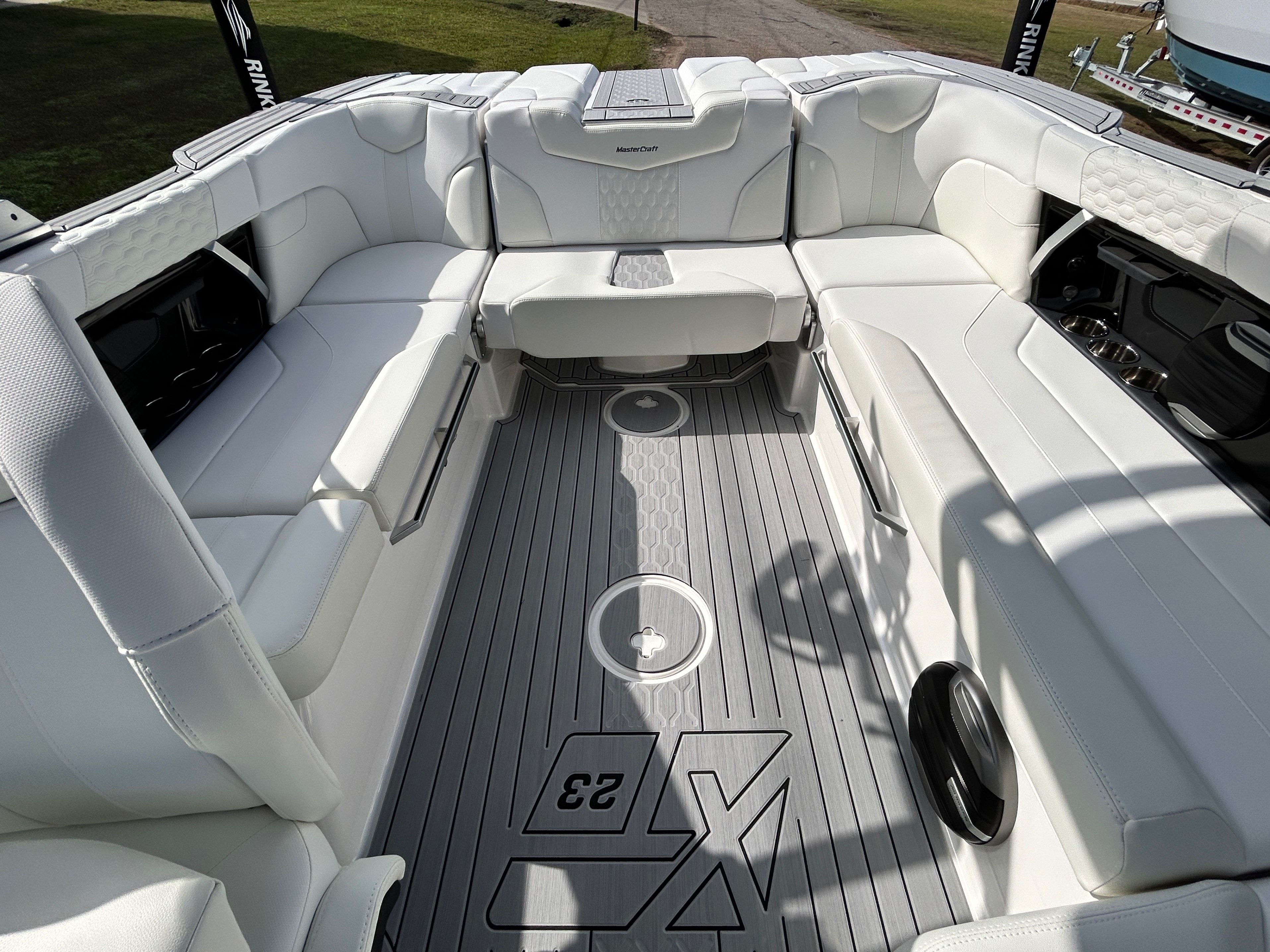 2026 MasterCraft XT23 - 26