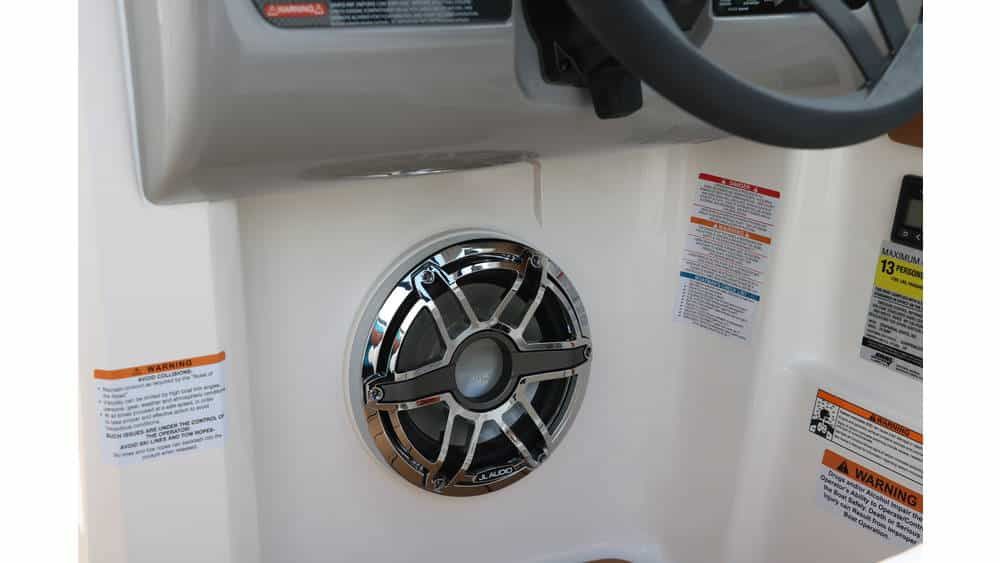 2025 Chaparral 23 Surf - 29