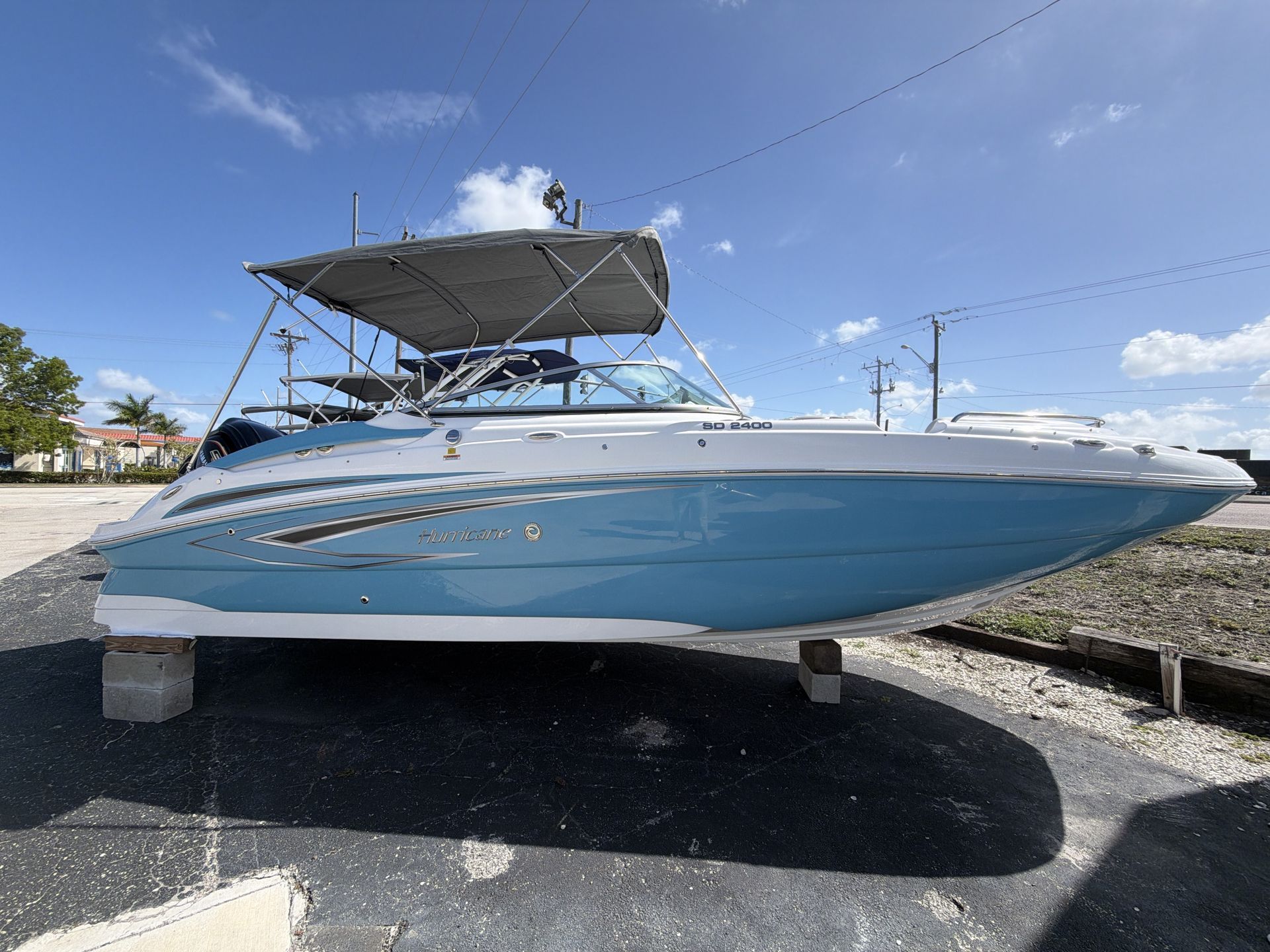2026 Hurricane 2400 SD - 9