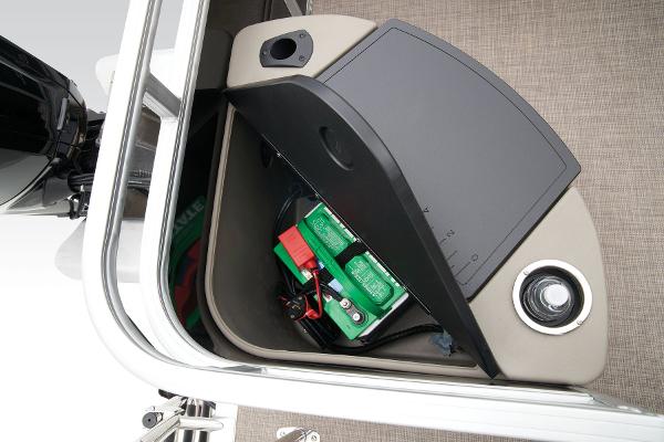 Manufacturer Provided Image: Sun Tracker SportFish 20 DLX