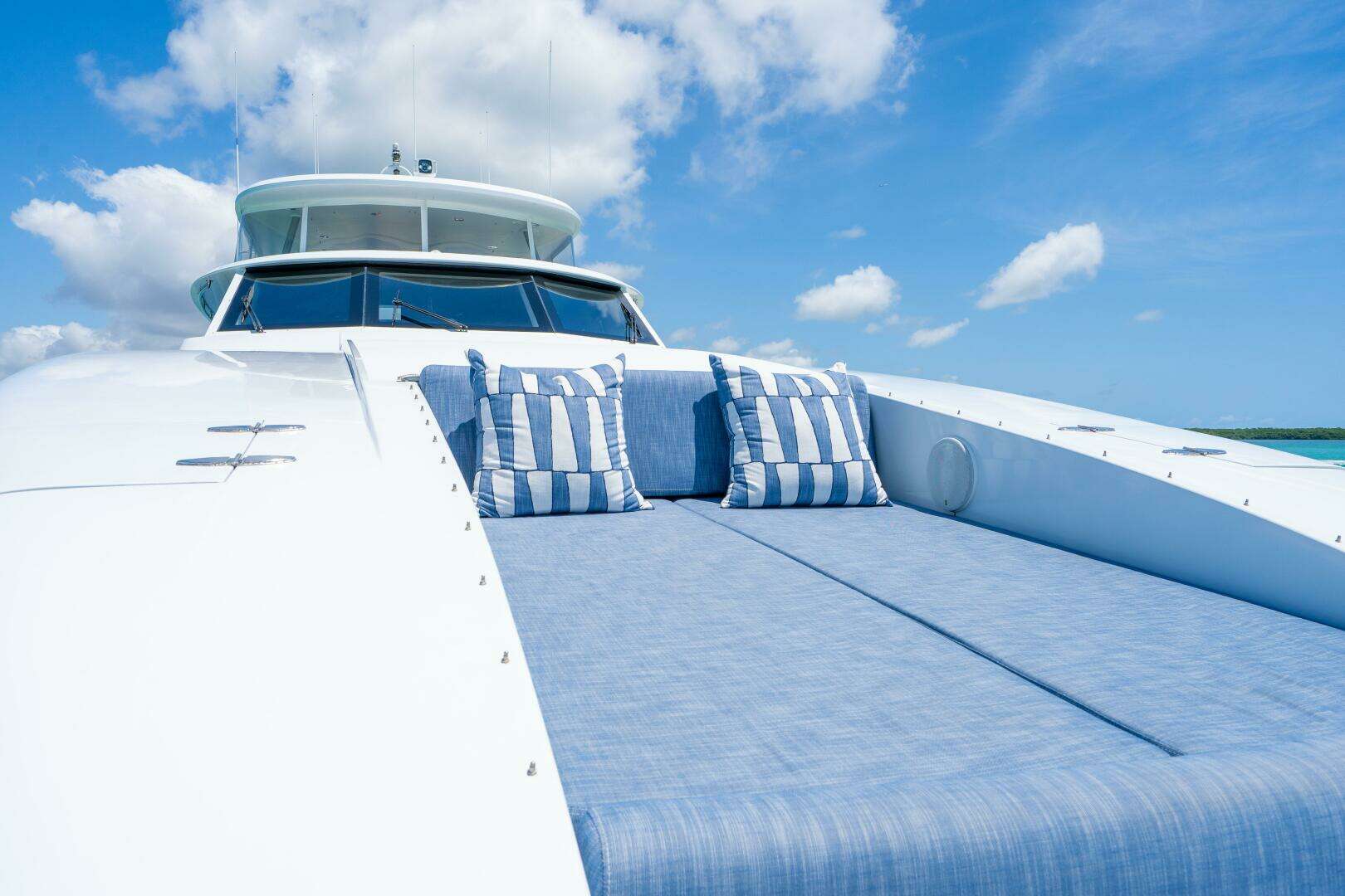 2004 Crescent Raised Pilothouse - Image 58
