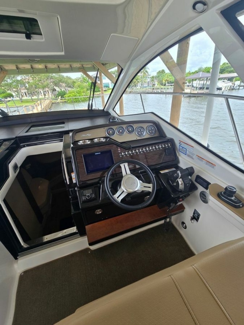 2018 Sea Ray — - Image 29