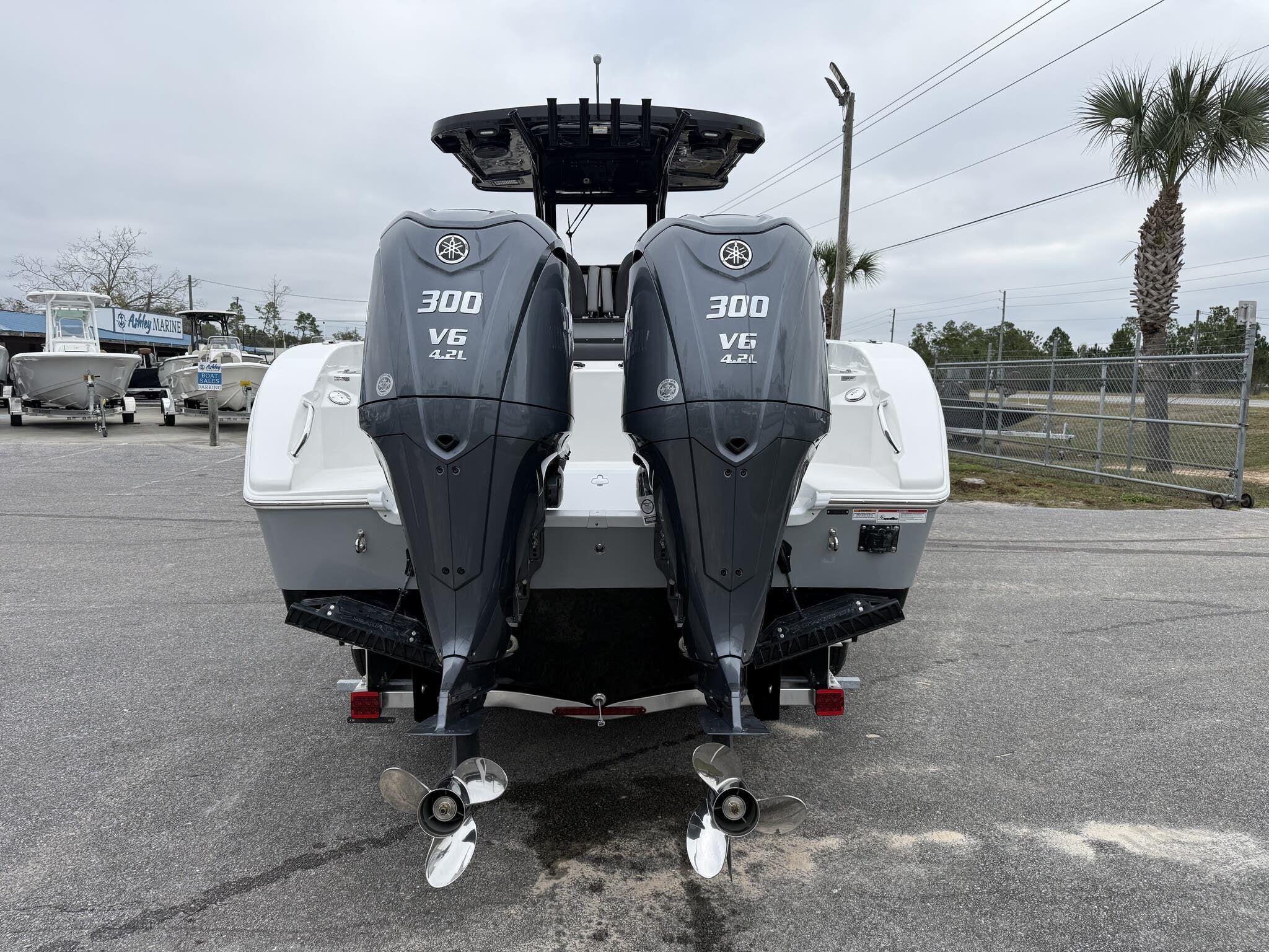 2026 Sea Pro 292 SEAKEEPER RIDE AND YAMAHA 300S - 5