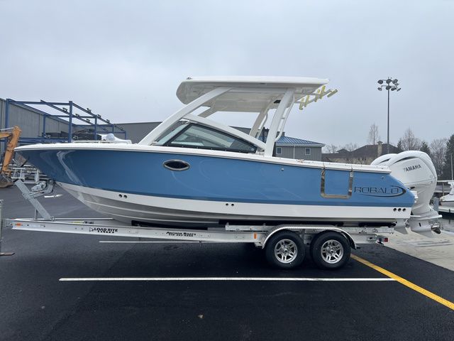2026 Robalo Dual Console R257