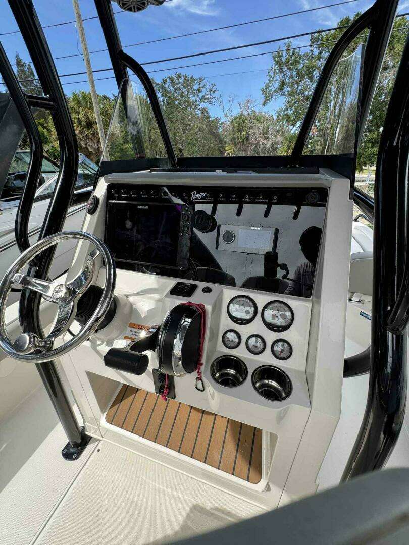 2020 Ranger 2360 Bay Boat - Image 14