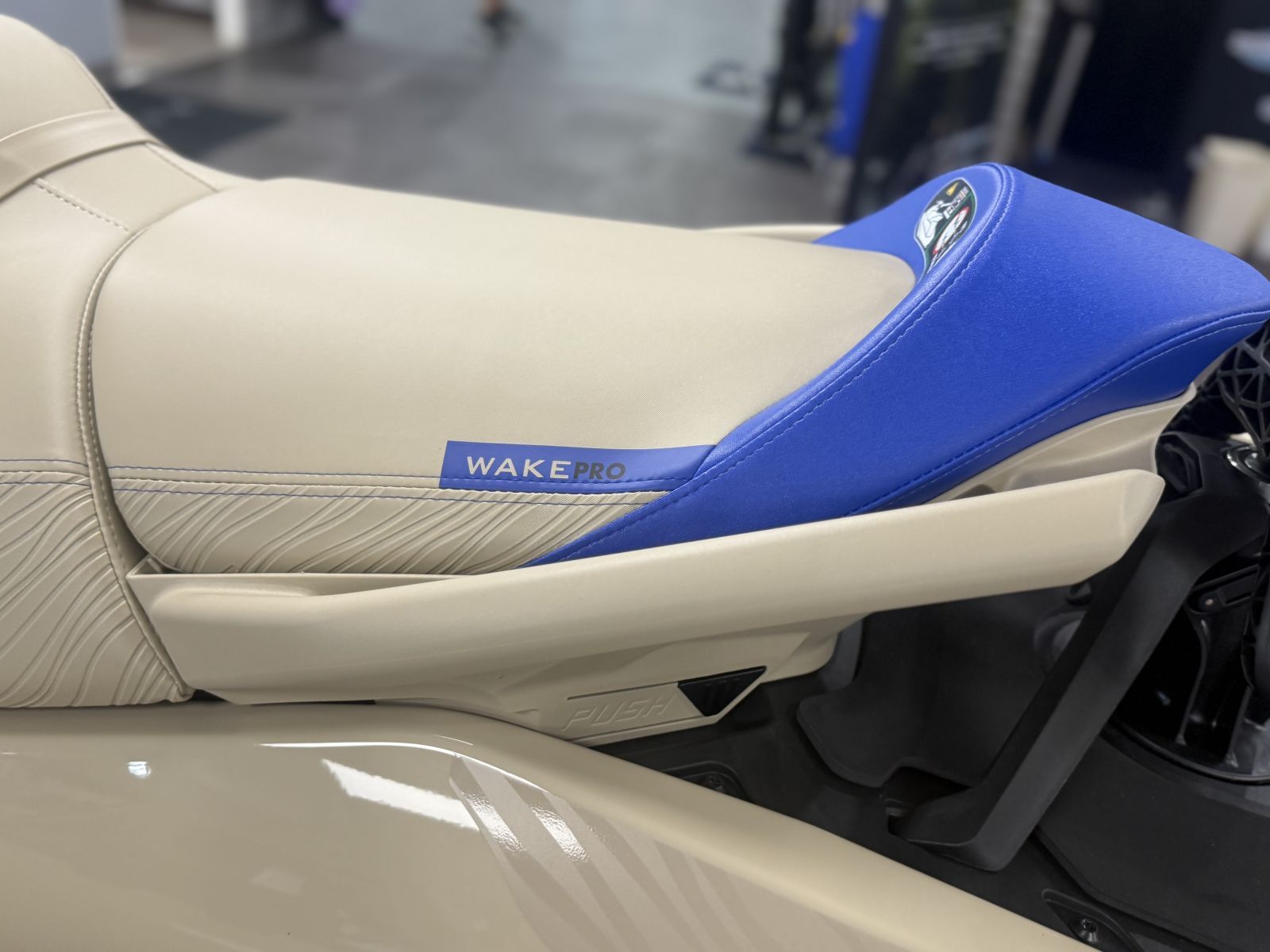 2025 Sea-Doo 13sb - Wake Pro 230 W/snd - 12