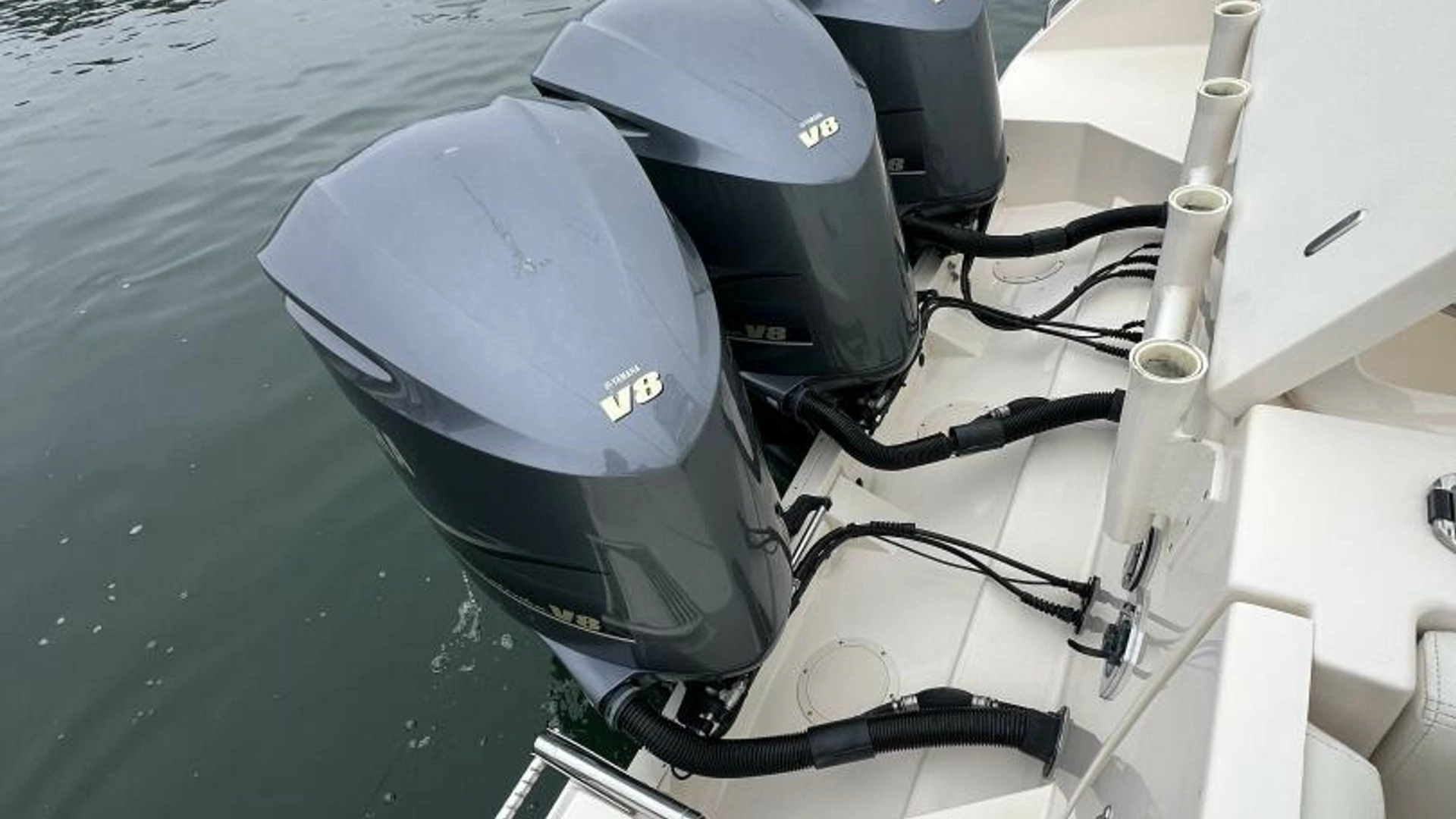 2018 Grady-White 370 Express - Image 29