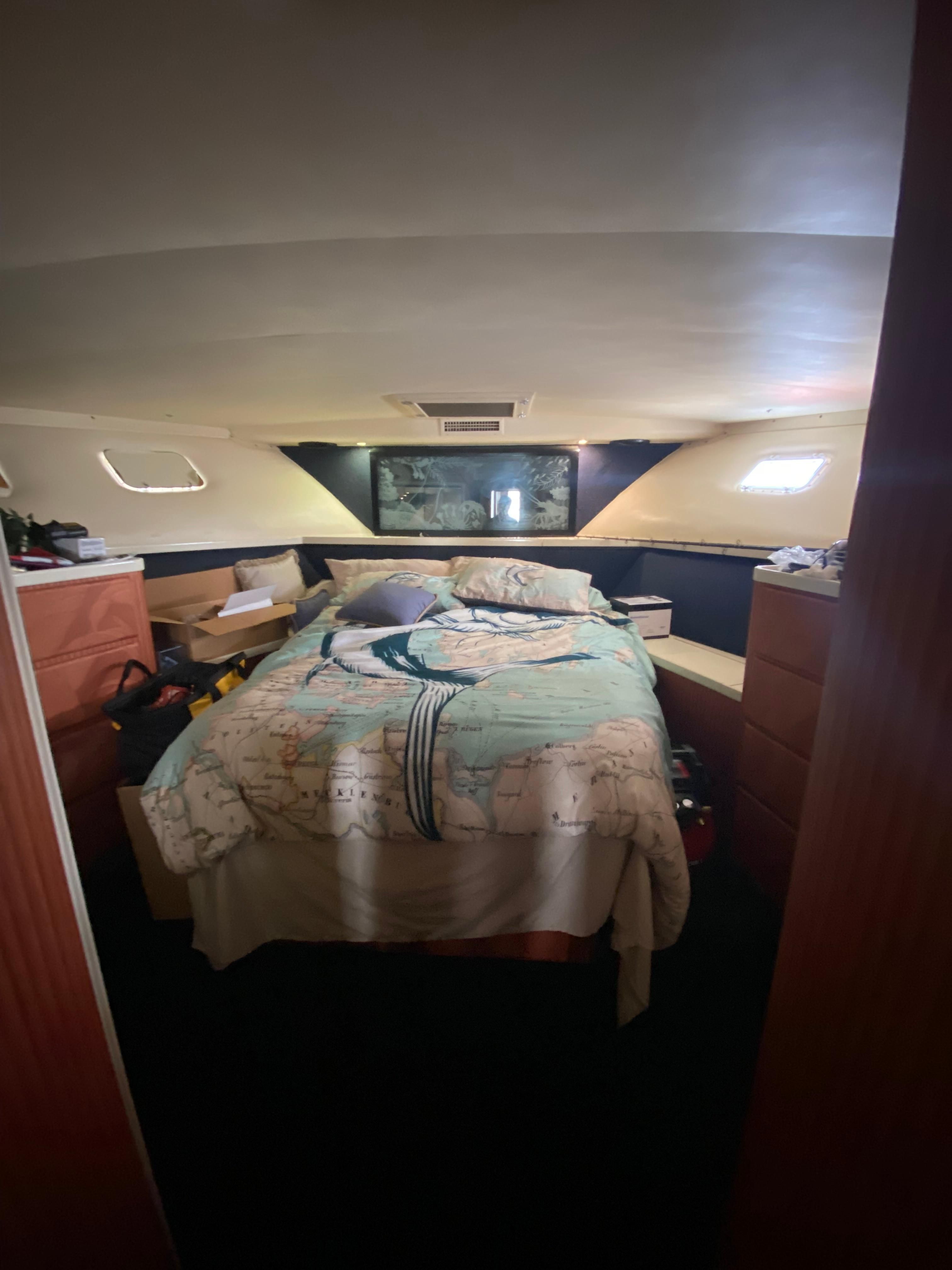 1988 Hatteras 65 Sportfisher - 19