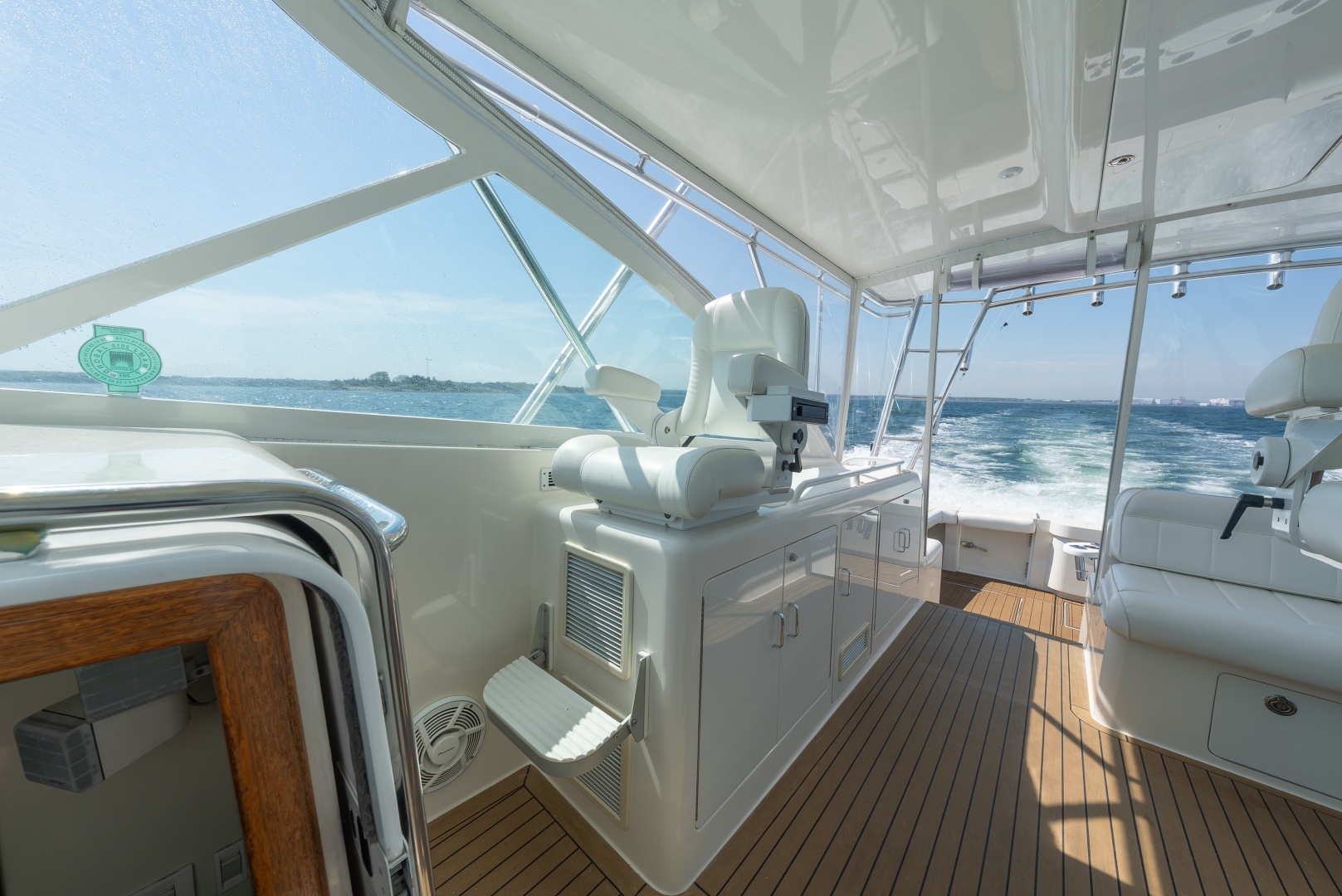 2002 Cabo 45 Express - Image 34
