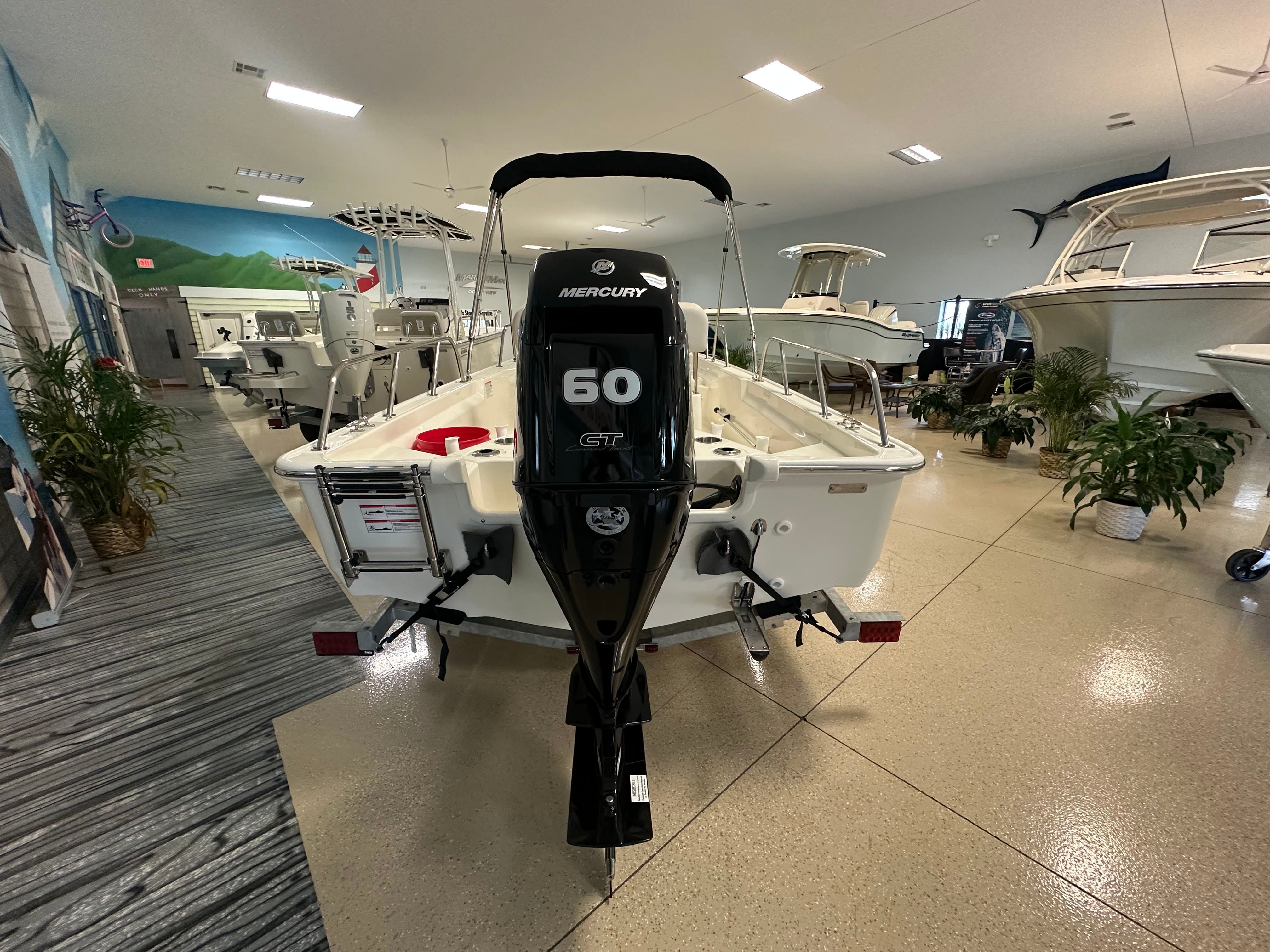 2026 Boston Whaler 150 Montauk - 3