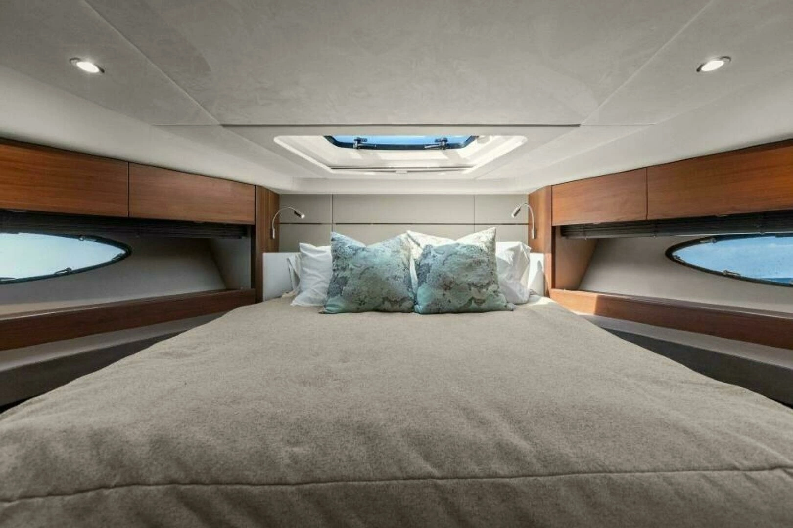2016 Princess 60 Flybridge - Image 42