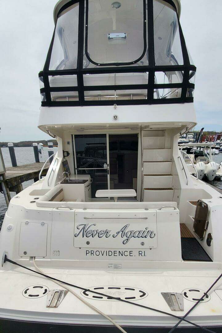 2012 Sea Ray 450 Sedan Bridge - Image 6