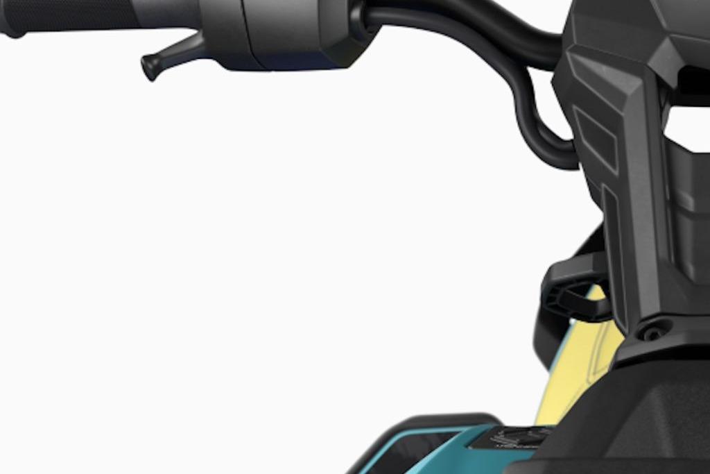Close-up of 2026 Yamaha WaveRunner JetBlaster PRO 3-Up handlebars and controls.