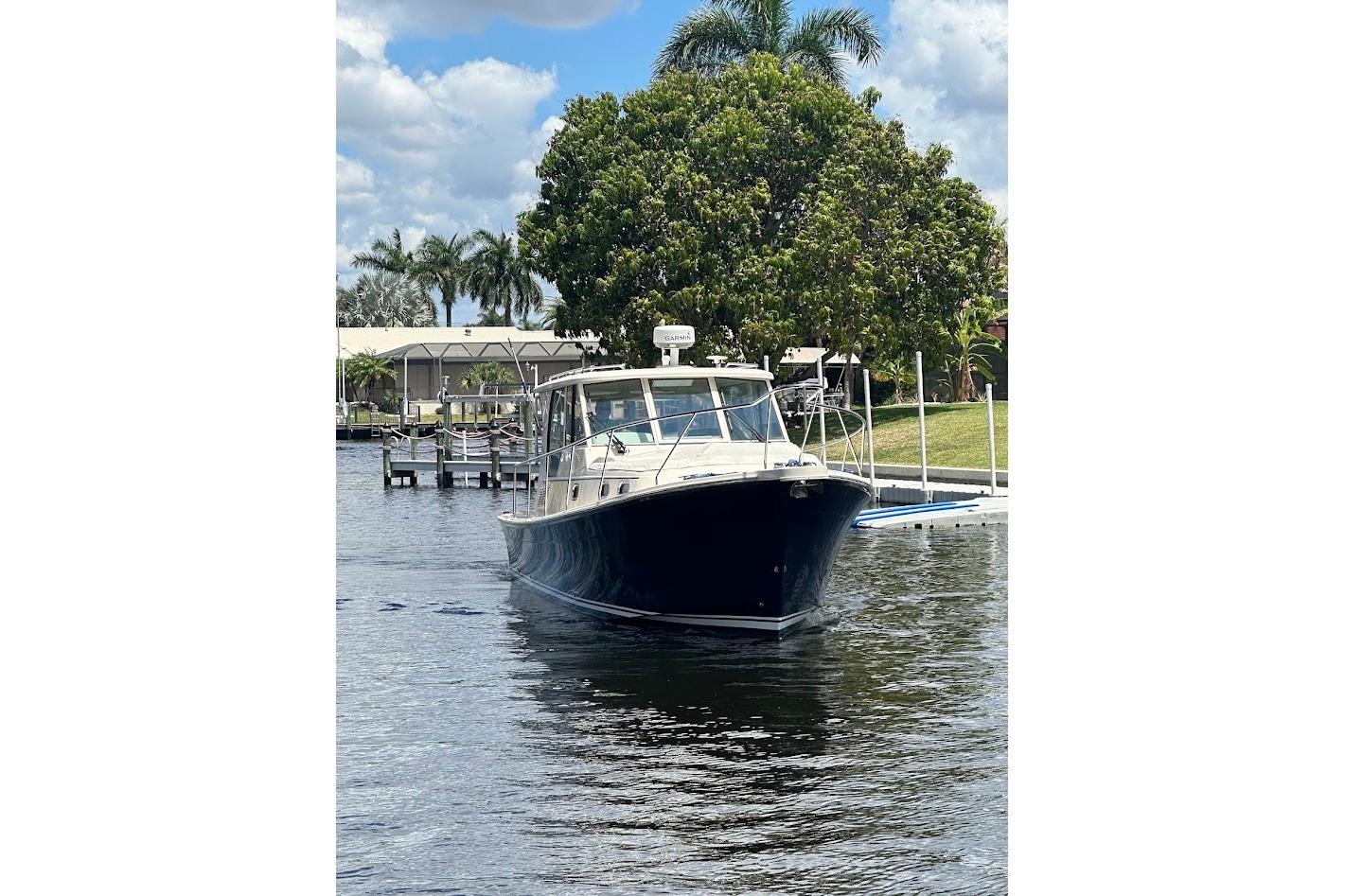 2009 Mainship Pilot 31