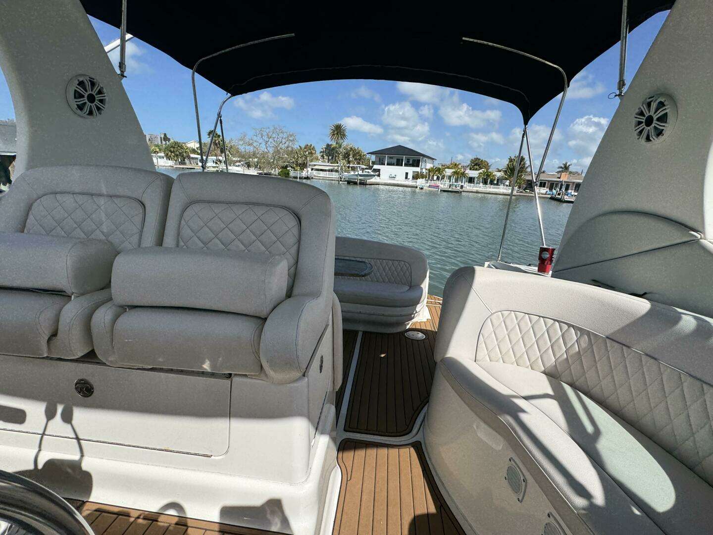 2002 Sea Ray 320 Sundancer - Image 47