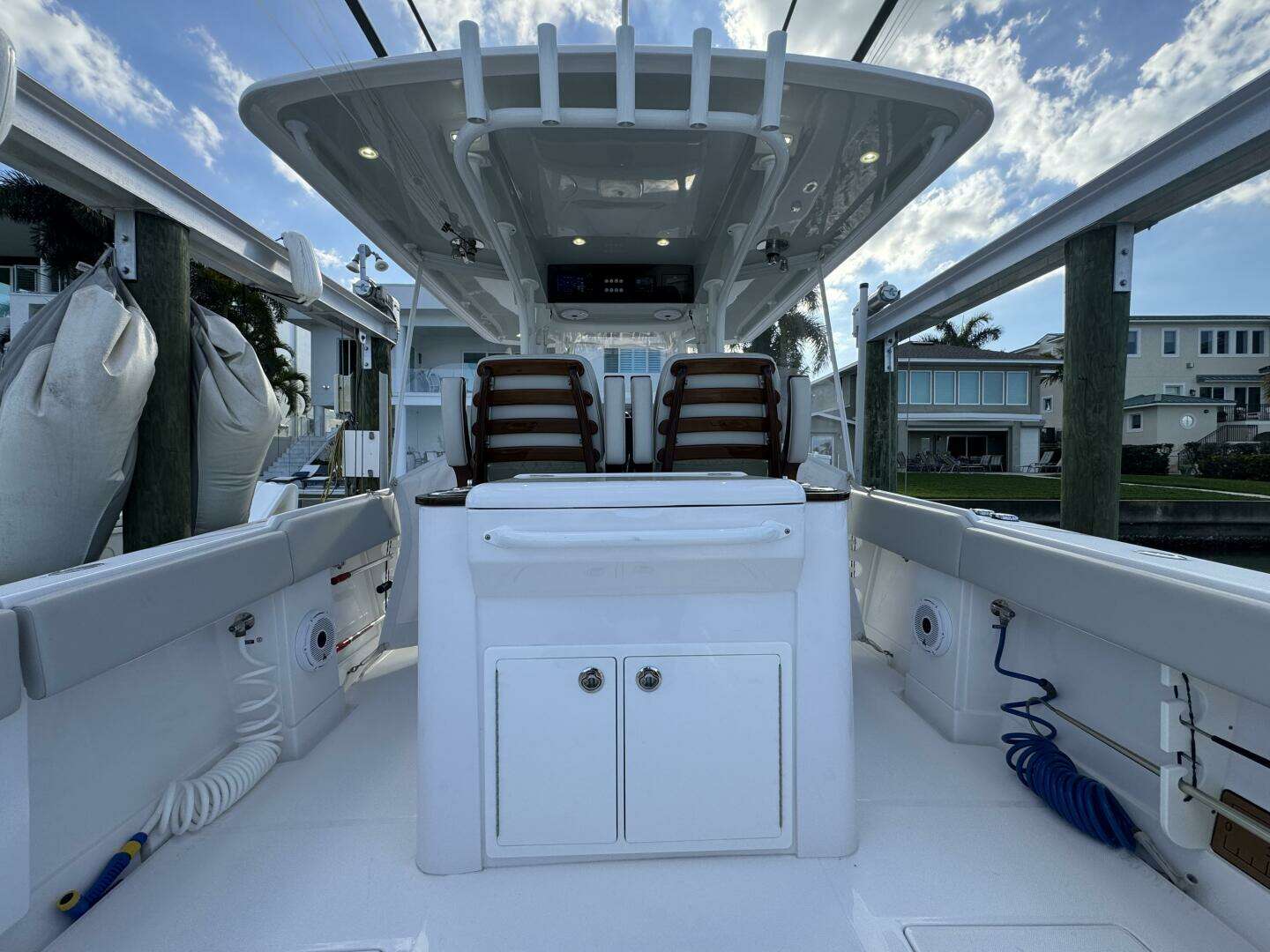 2024 Jupiter 38 HFS - Image 40