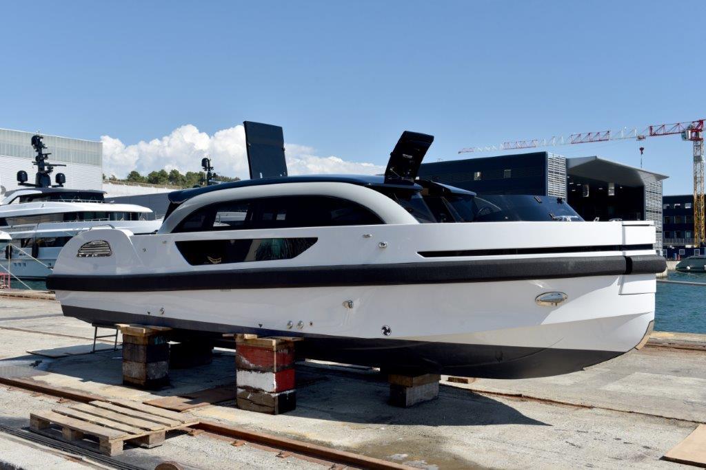 2023 Custom Custom Limo Tender