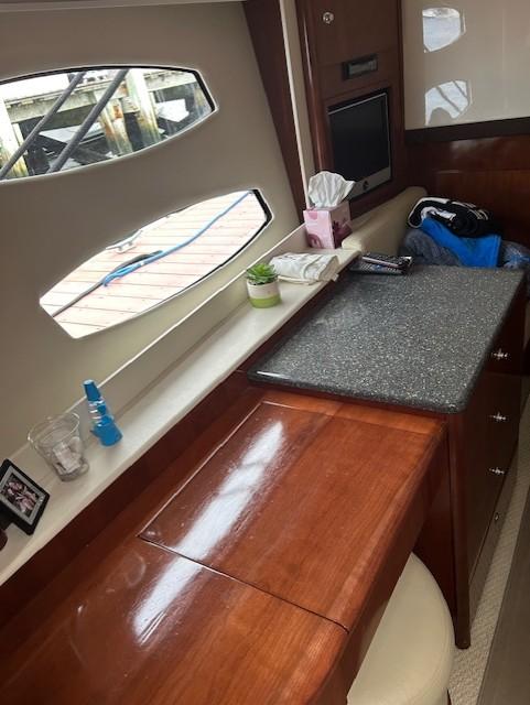 2009 Meridian 441 Sedan - 21