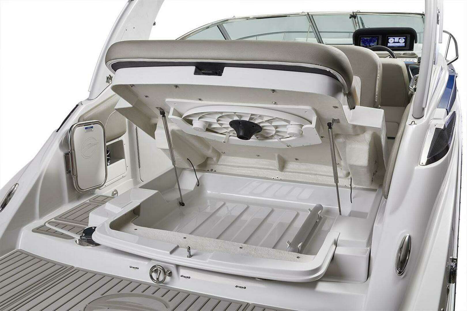 2023 Crownline — - Image 10