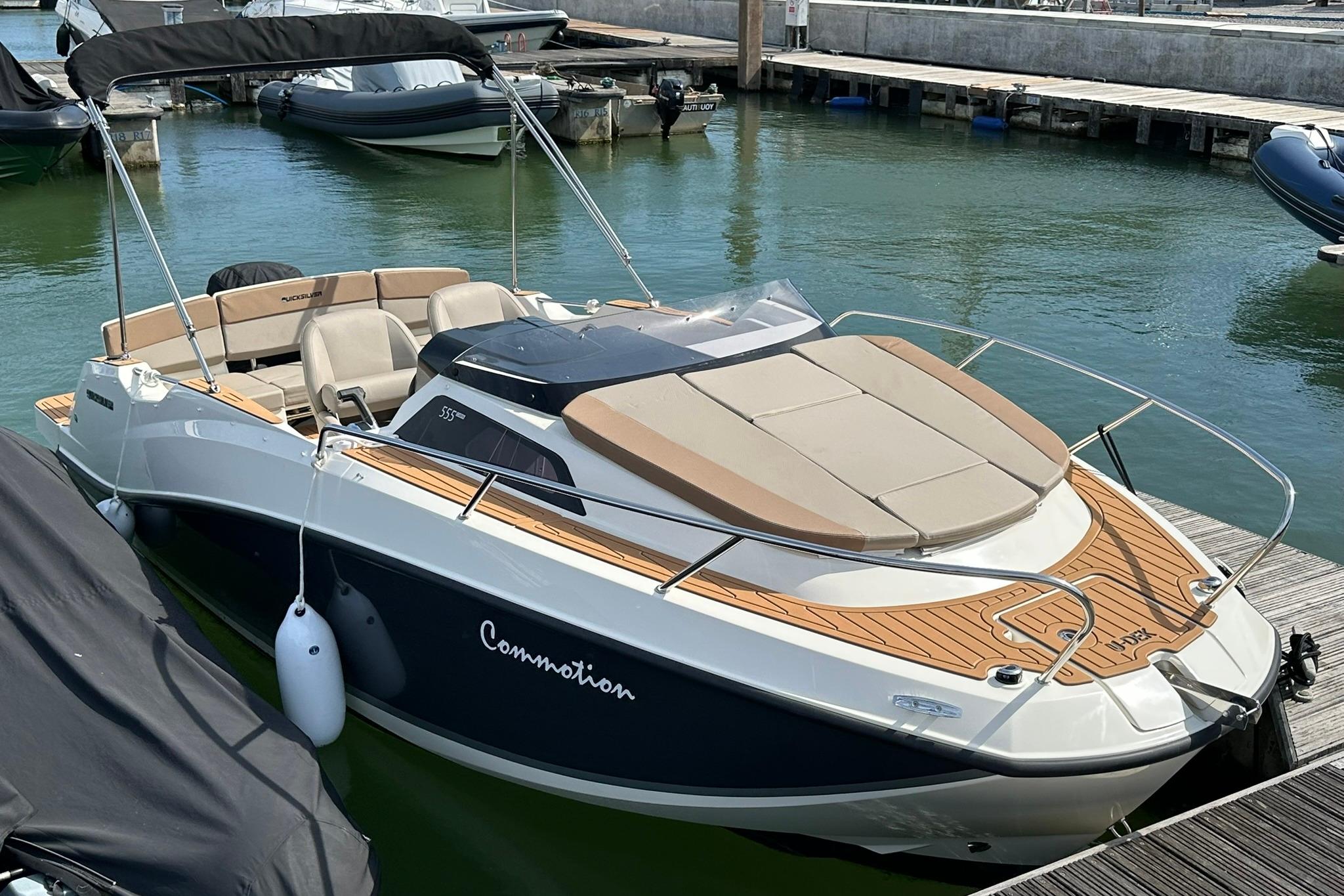 2024 Quicksilver Activ 555 Cabin