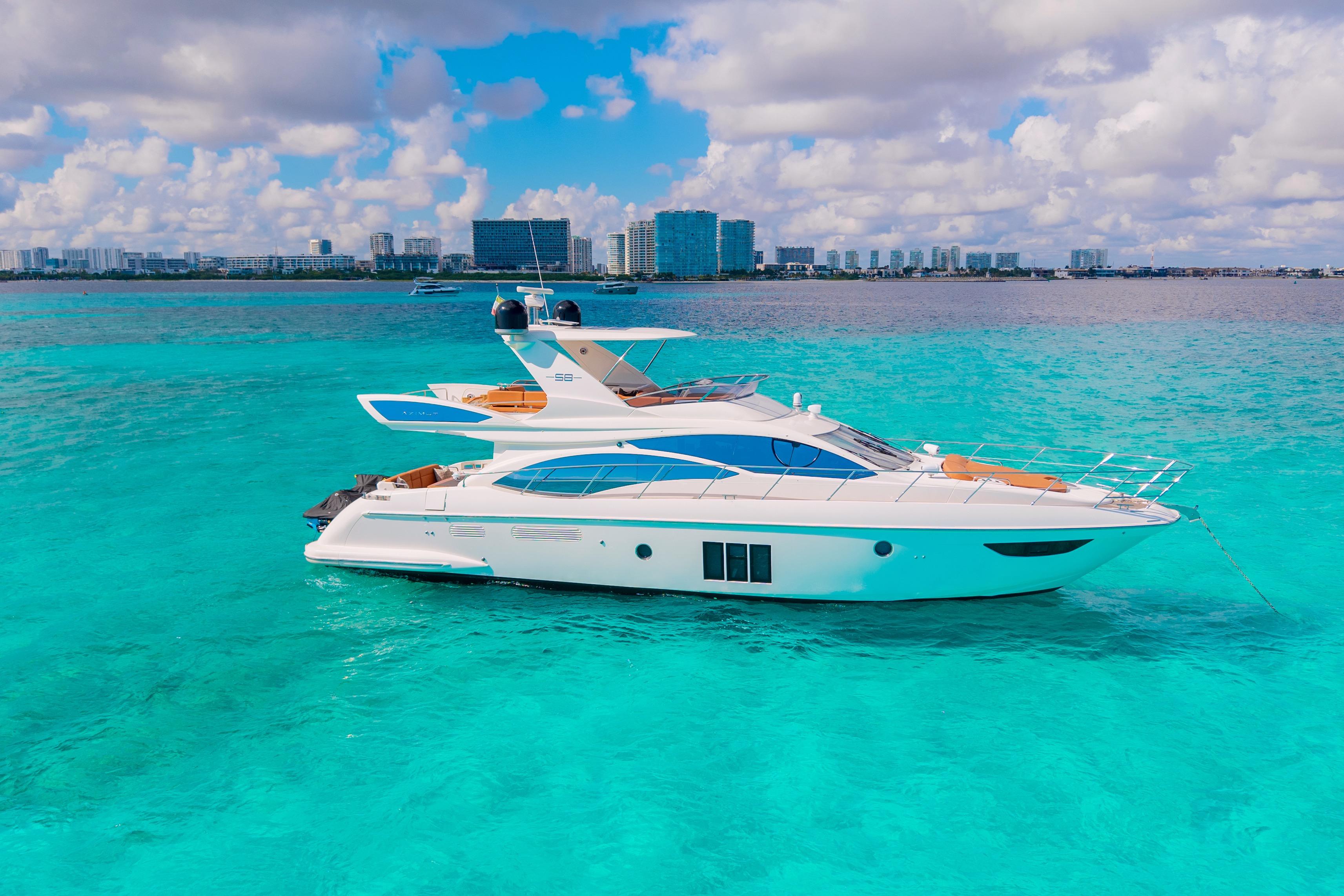 2011 Azimut 58