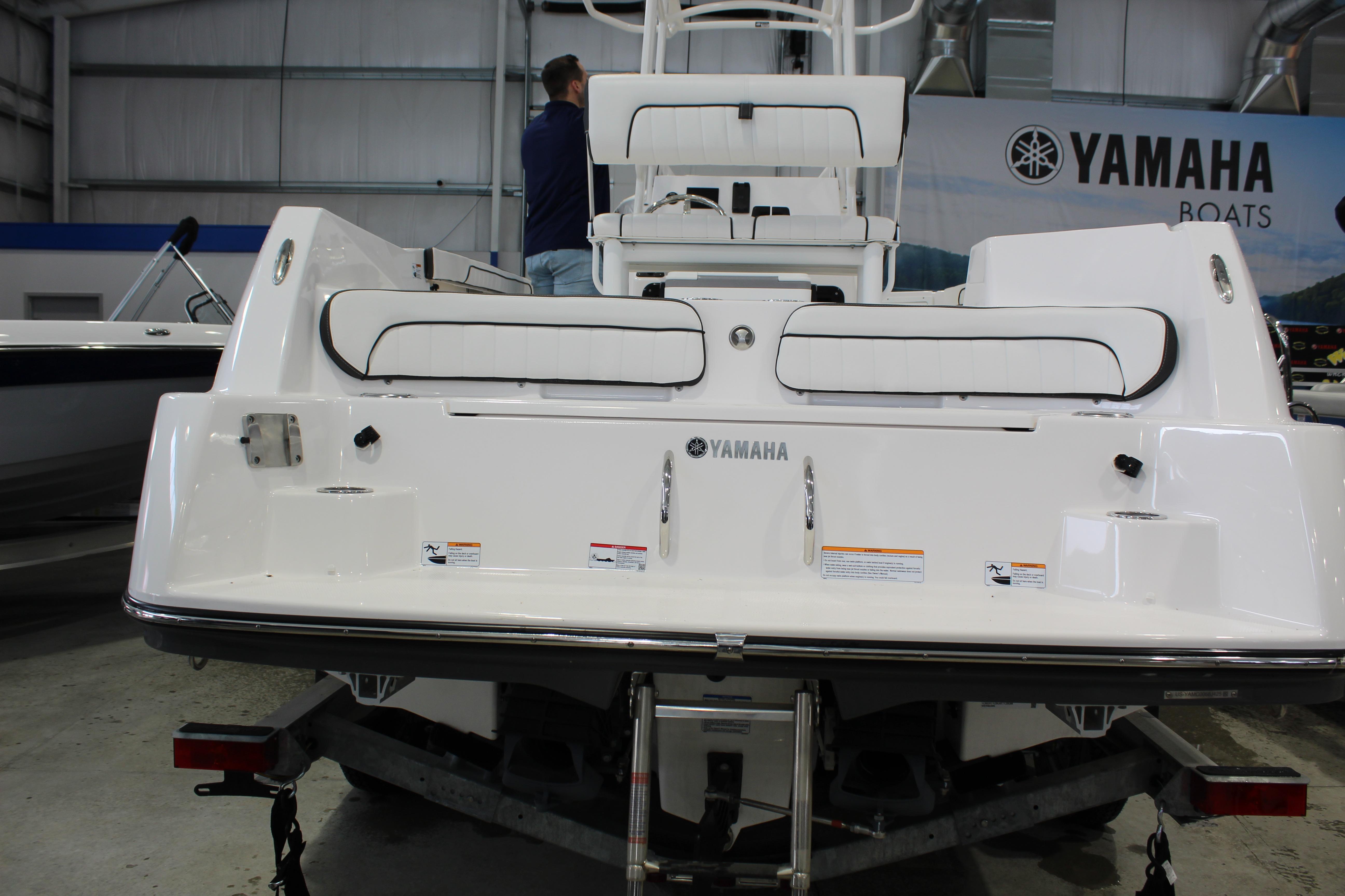 2025 Yamaha Boats 222 FSH Sport