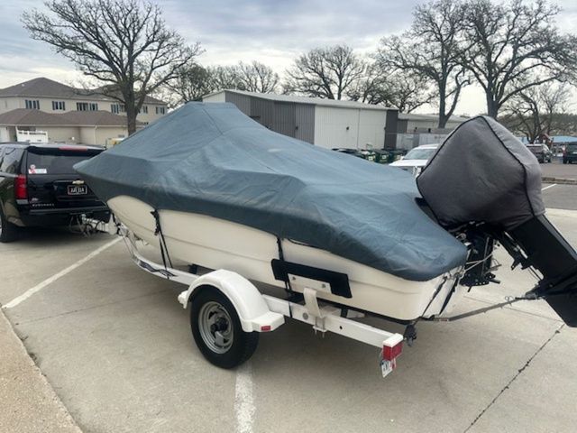 2002 Boston Whaler 180 Dauntless - 5