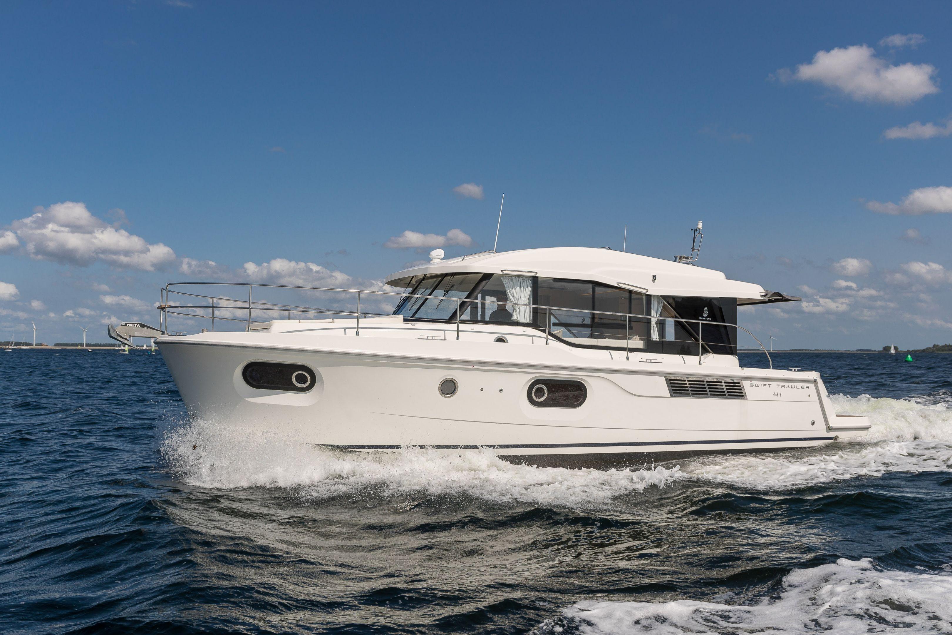 2026 Beneteau Swift Trawler 41 Sedan