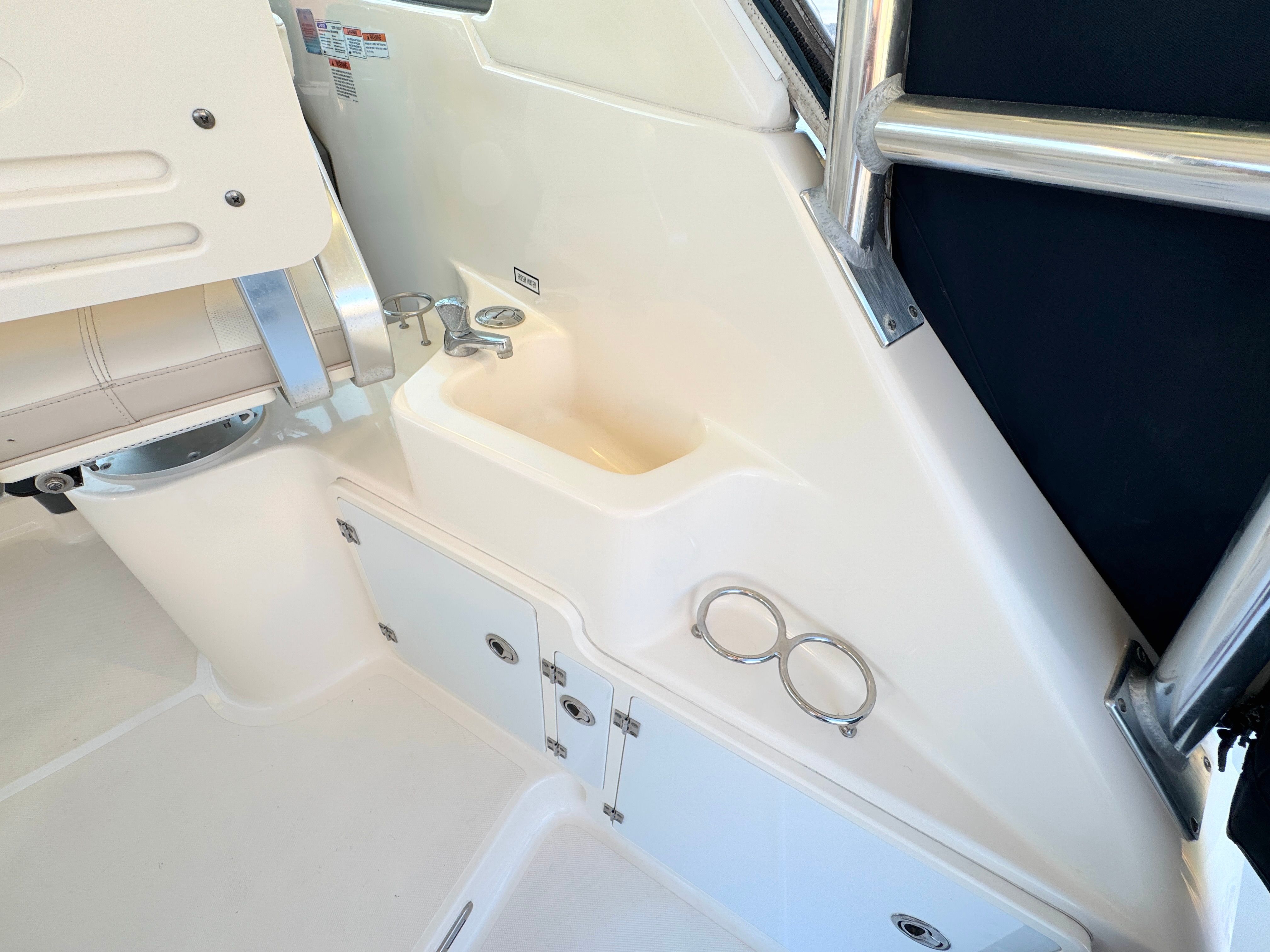 2008 Pursuit OS 315 Offshore - 20